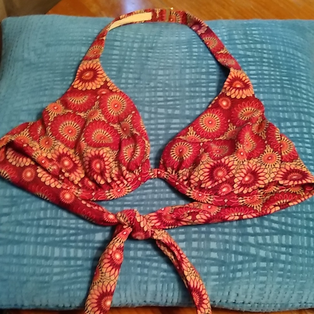 Bathing suit